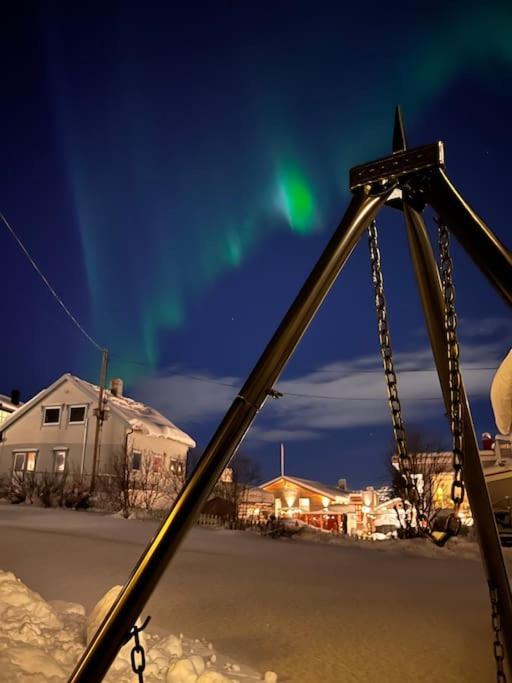 Tromso's Location? & Nature 5 Mins Away. Casa de férias