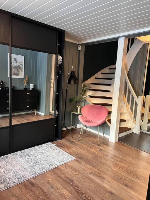 Tromso's Location? & Nature 5 Mins Away. Holiday home *
